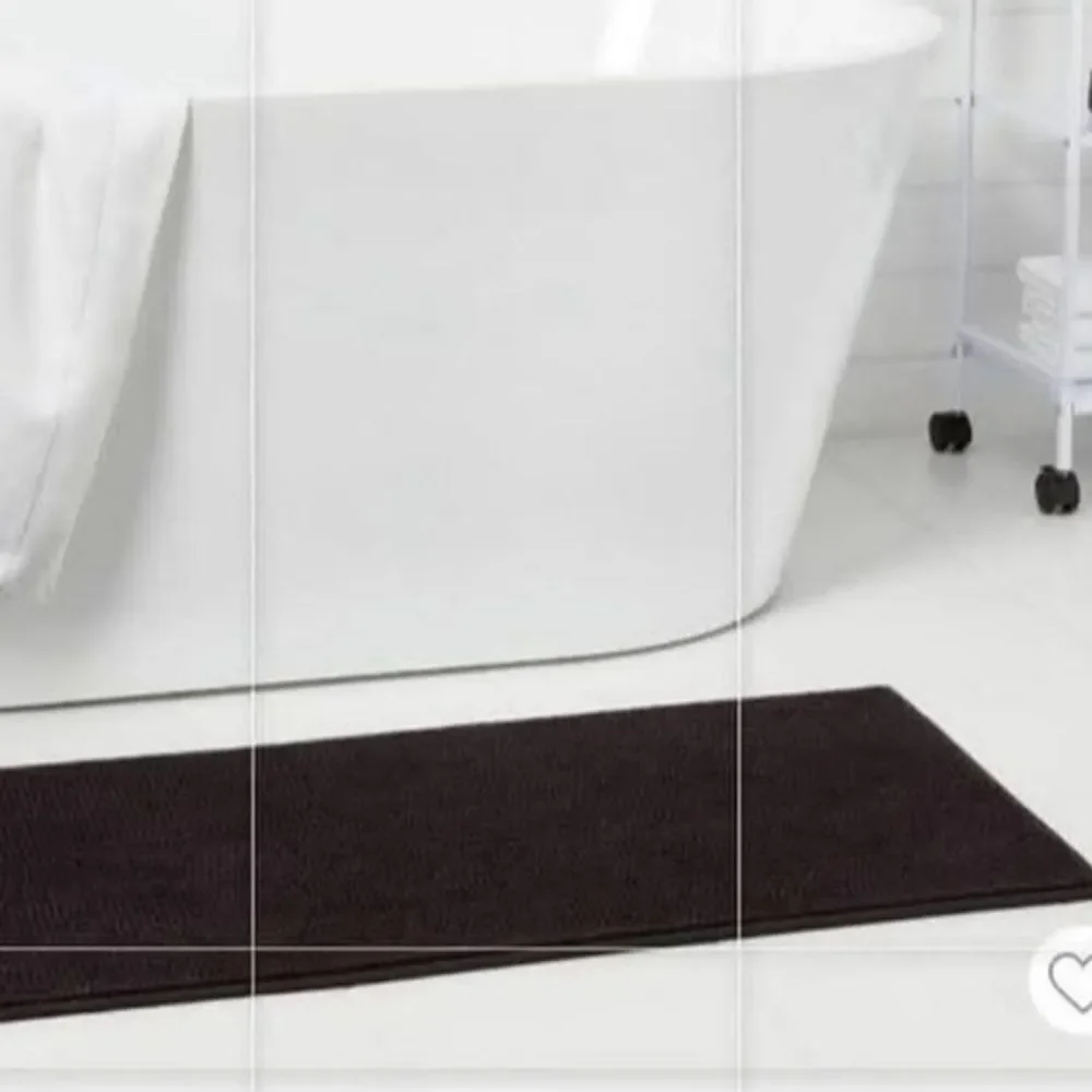 Room Essentials Chenille Elegant Black Bath Mat 20x58